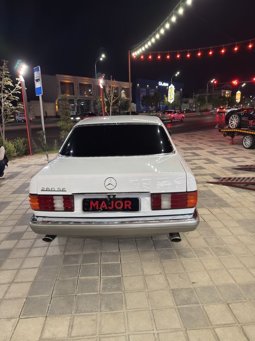 Mercedes w126 diplomat