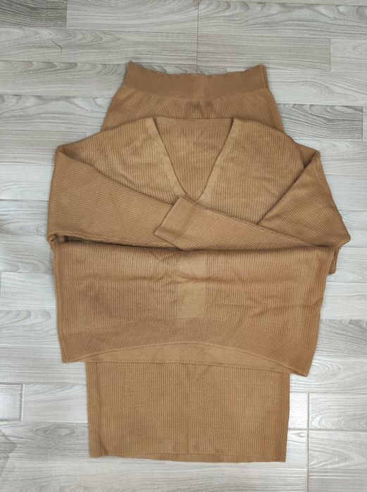 Продам одежду женскую