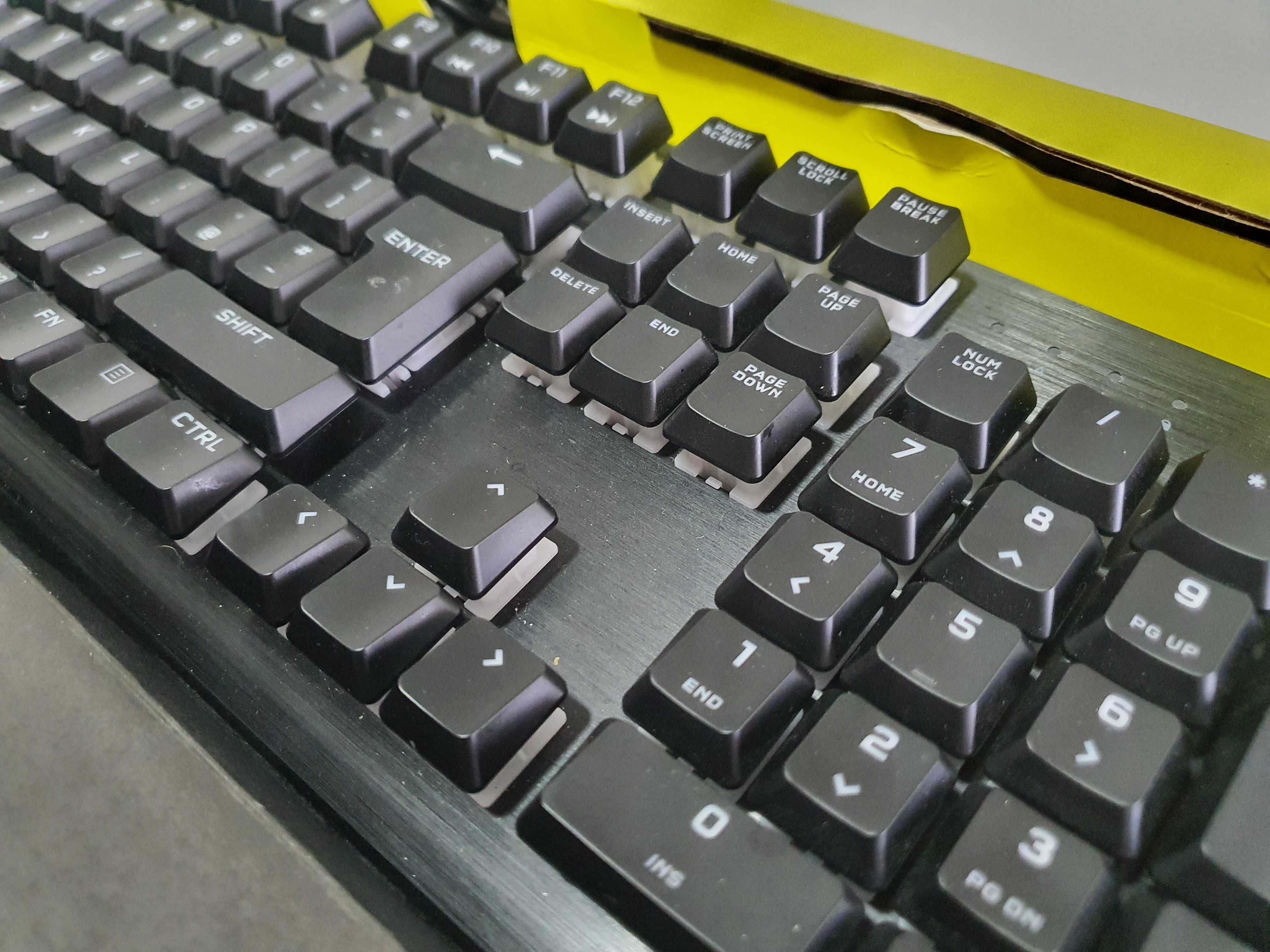 Tastatura gaming Corsair K60 RGB PRO