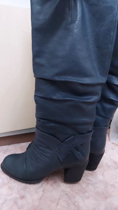 Зимние сапоги женские
