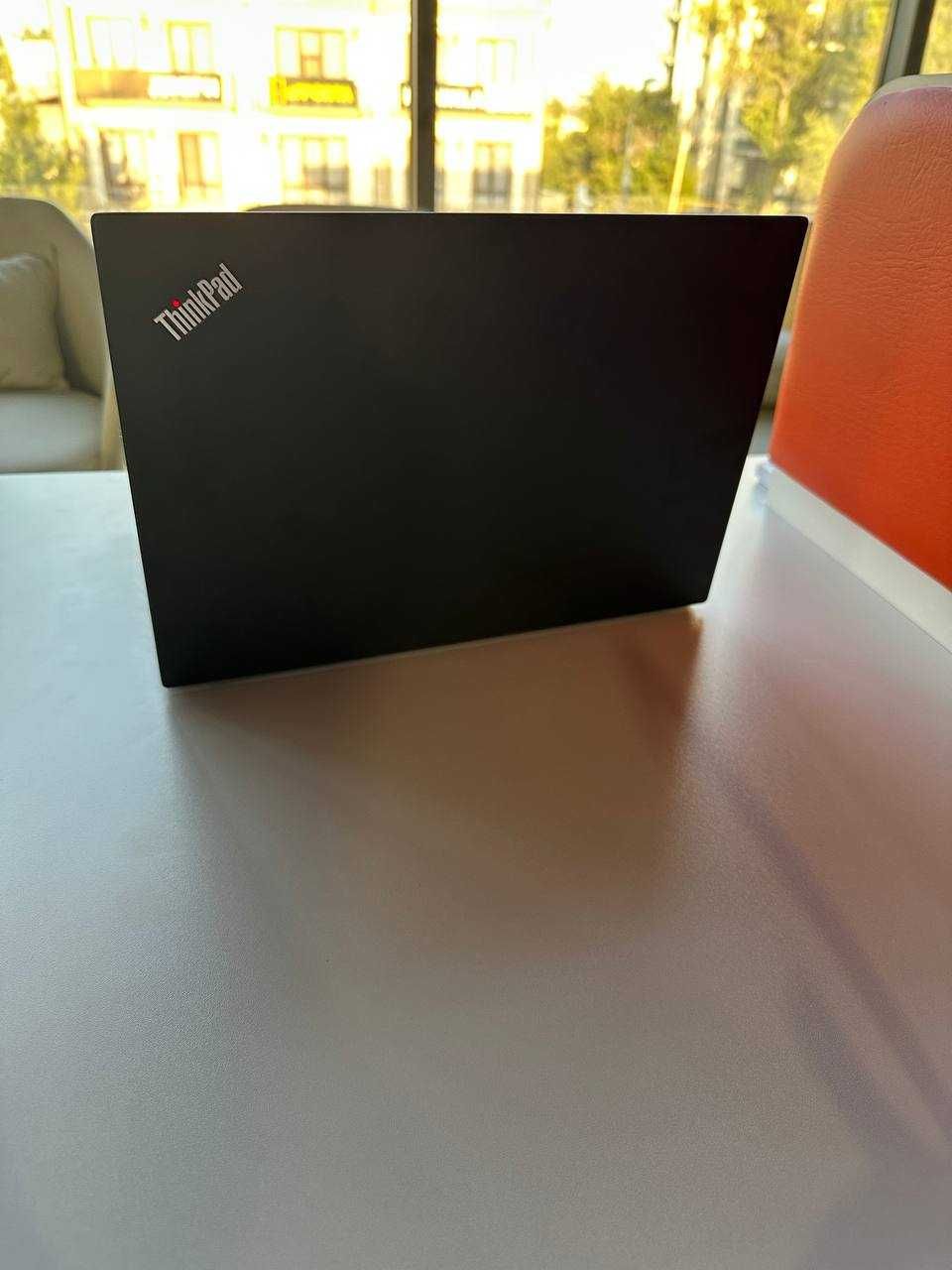 Lenova ThinkPad Core(TM) i5-10310 RAM 16GB