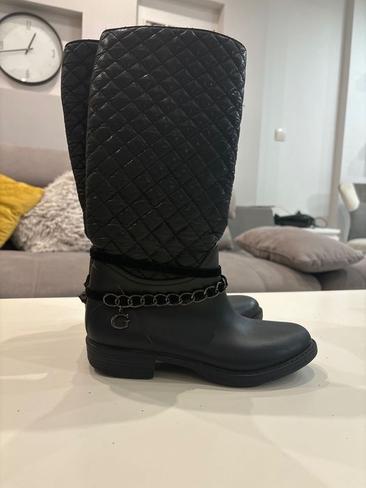 Ботуши Guess с верижка