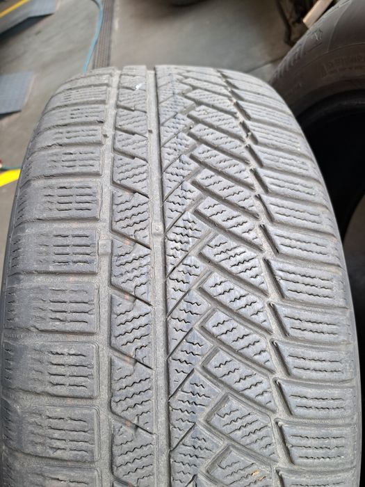 Anvelope Iarna Continental 255/55R18