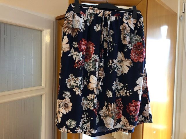 Чисто нова лятна пола KENVELO - 48-50