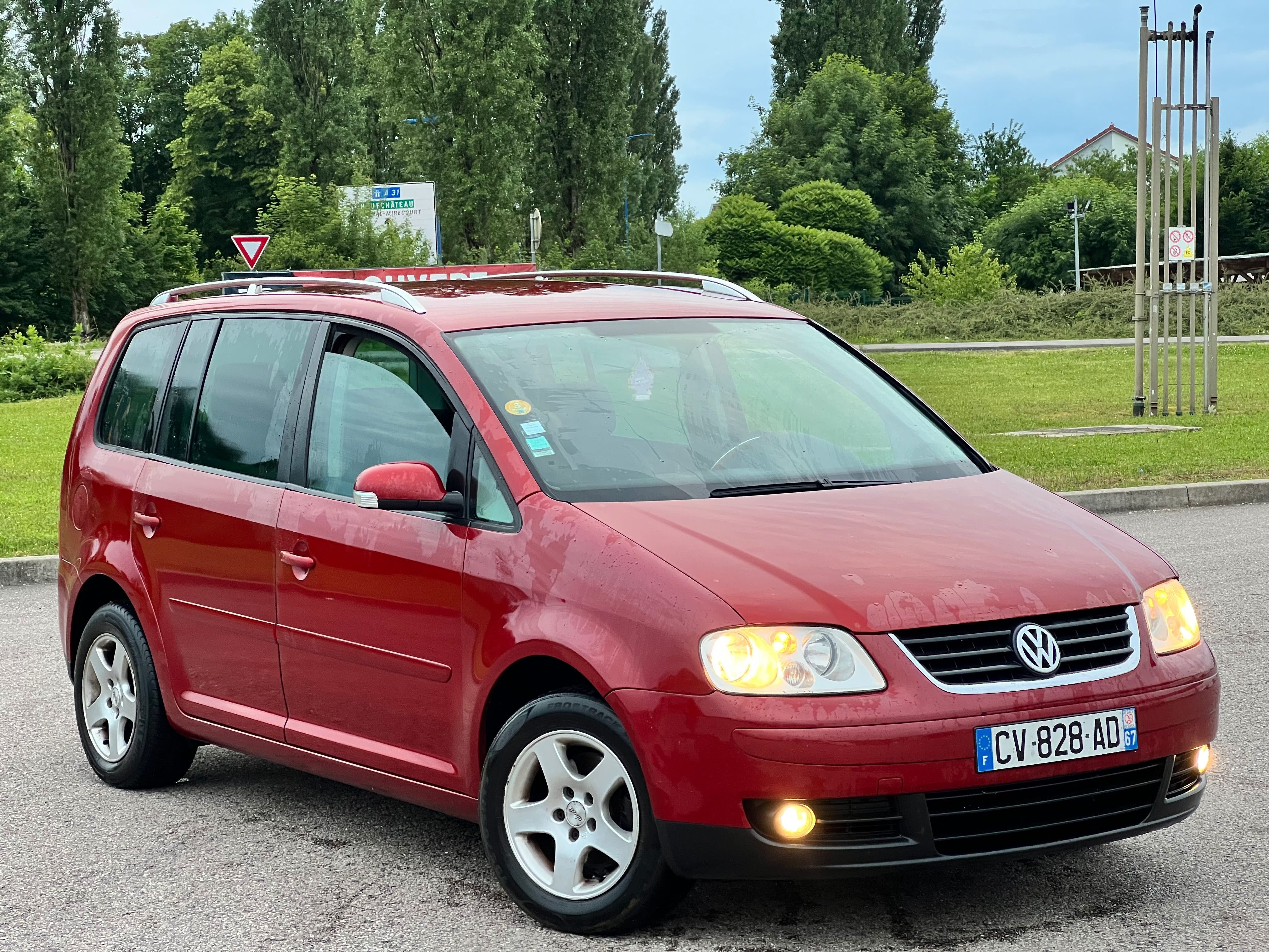 TOURAN 2.0TDi 140