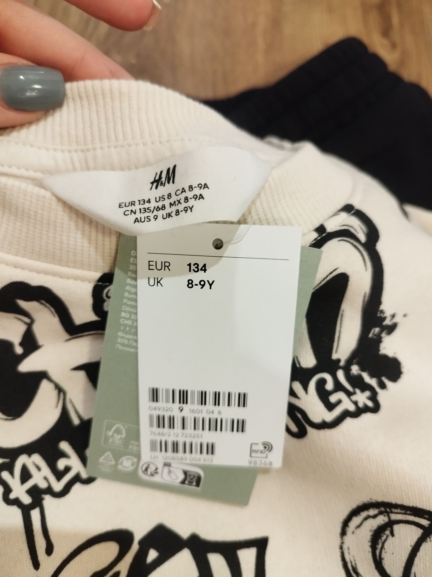 Set nou,cu eticheta,pantaloni și bluza H&M mărimea 134, 7/8 ani,baieti