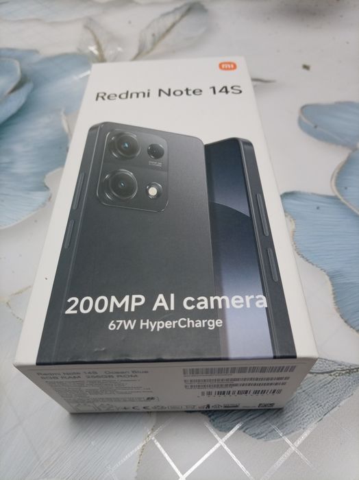 Продаётся телефон Redmi note 14s 8/256GB