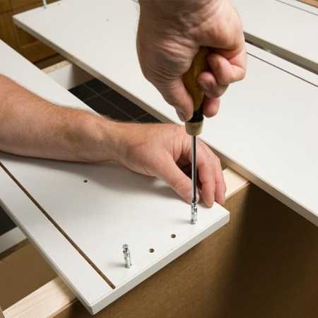 Професионален монтаж и демонтаж на мебели и ламинат (подов и стенен)