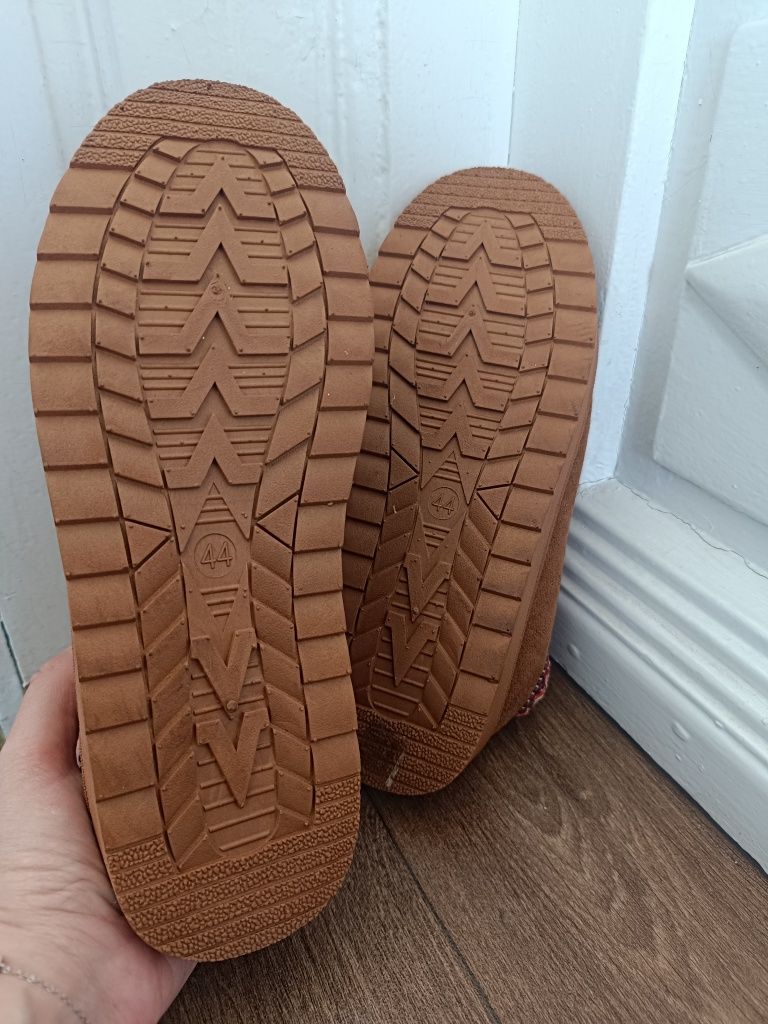 Пантофи тип ugg с пух