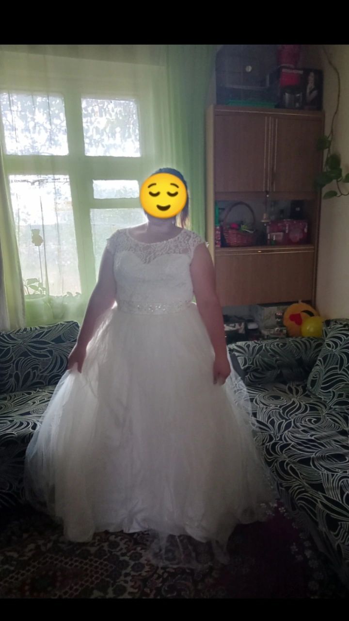 Свадебное платье 54 рр