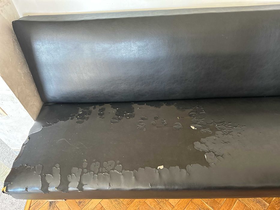 Продавам диван на символична цена