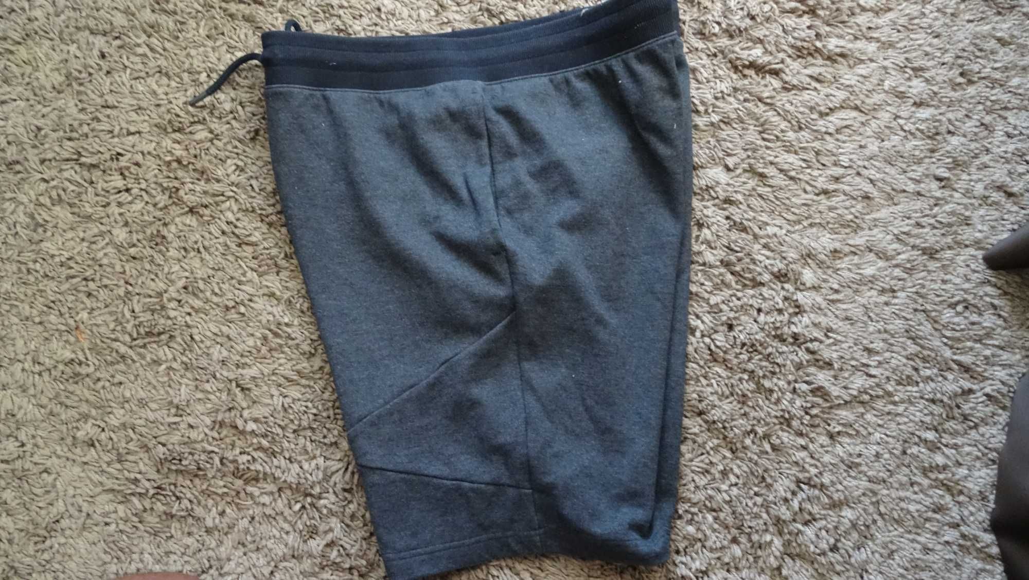 under armour  XL