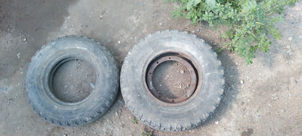 Продам шины 5.00-10
