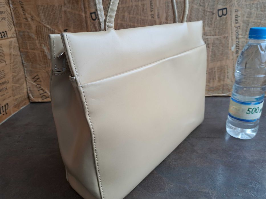 дамска чанта,бежова,кожена-естествена кожа