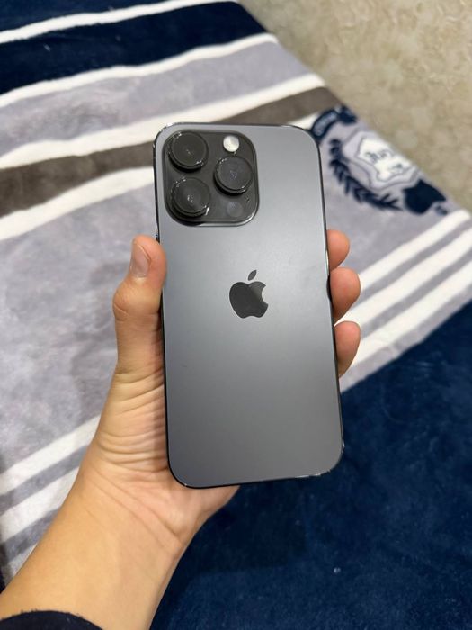 Iphone 14 pro с гарантом