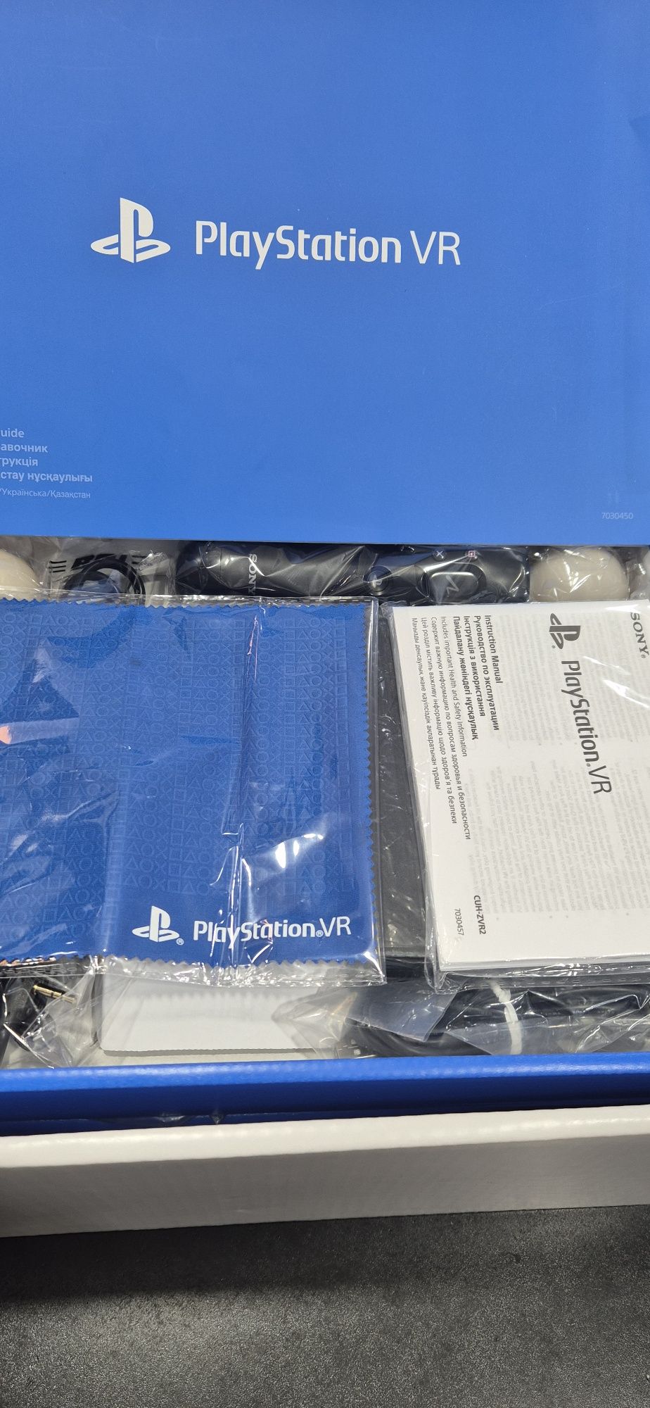 Playstation VR .в отличном состояний!! 2 ревизия с наушниками