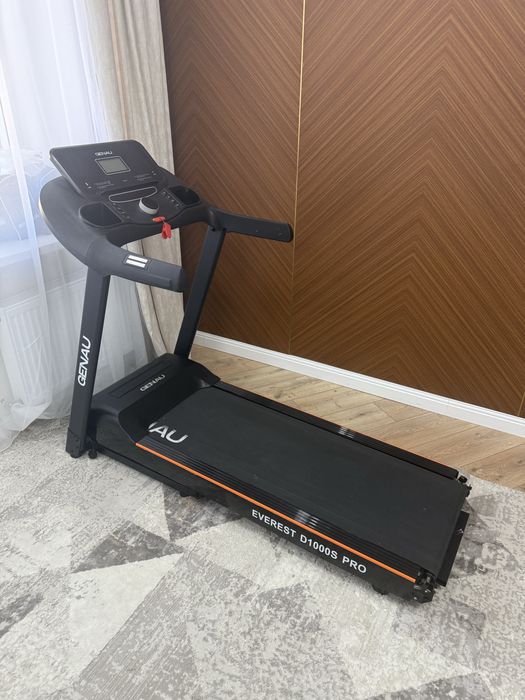 Продам беговую дорожку