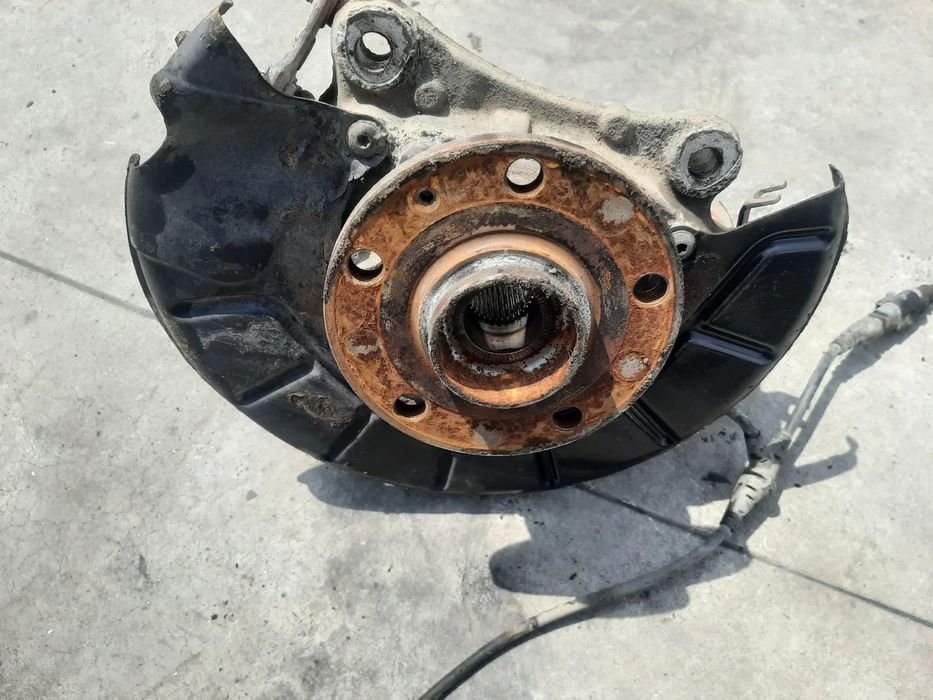 Fuzeta stanga fata 1.8 b vw passat cc