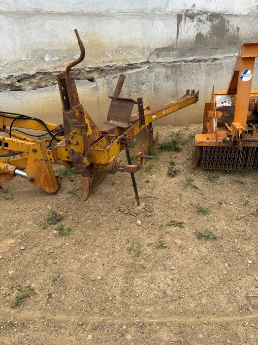 Materiale agricole : bena, braț, tocătoare