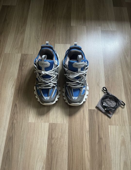 Balenciaga track LED