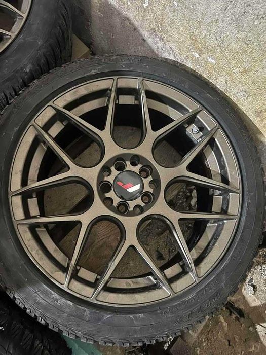 Джанти Japan Racing JR18 17x8j ET35 5x100 5x114.3 (с или без гуми)
