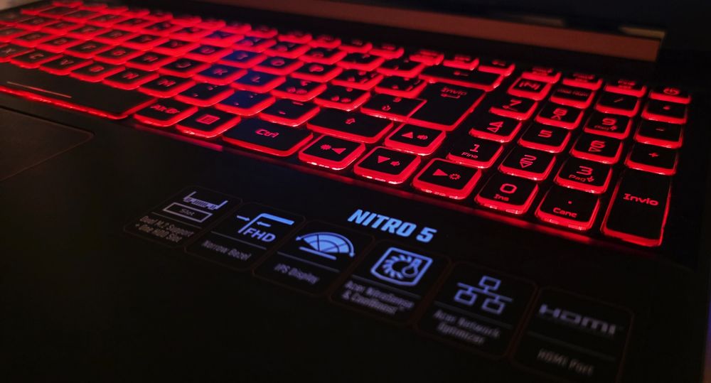 Laptop gaming i7 9750H 4.5GHz 12 core 16GB SSD HDD GTX