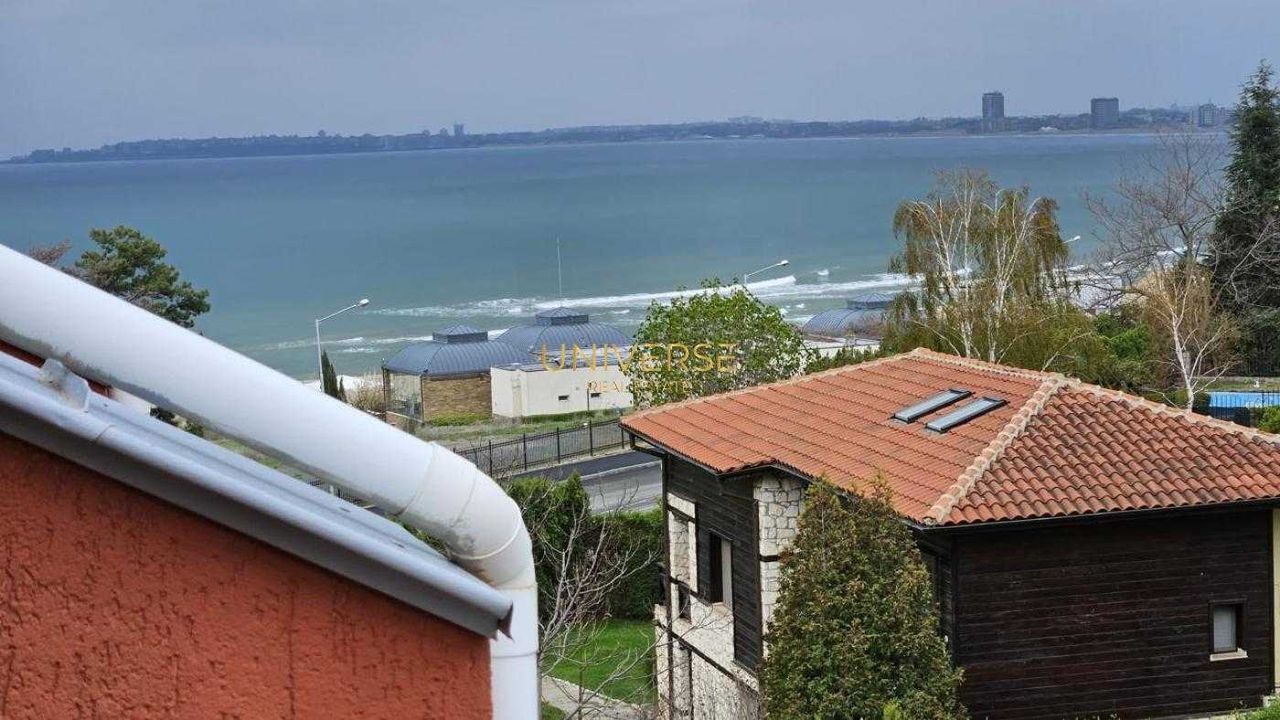 Продава се Двустаен апартамент в к.к. Слънчев бряг - 67 кв.м за 1172 €/кв.м - Снимка #7