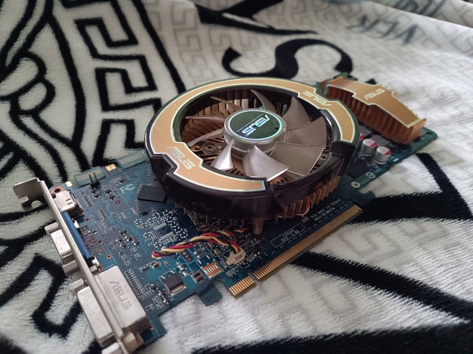 Видеокарта GTS 250