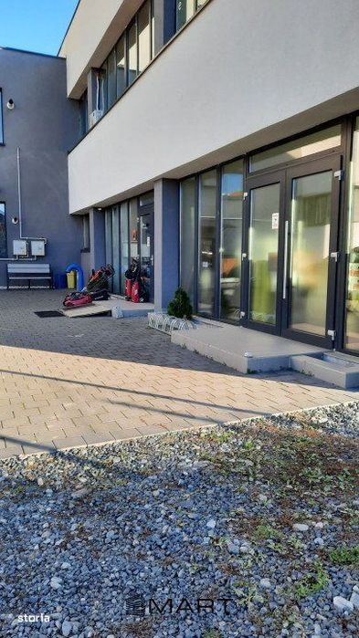 Spatiu comercial 380 mp pretabil Showroom