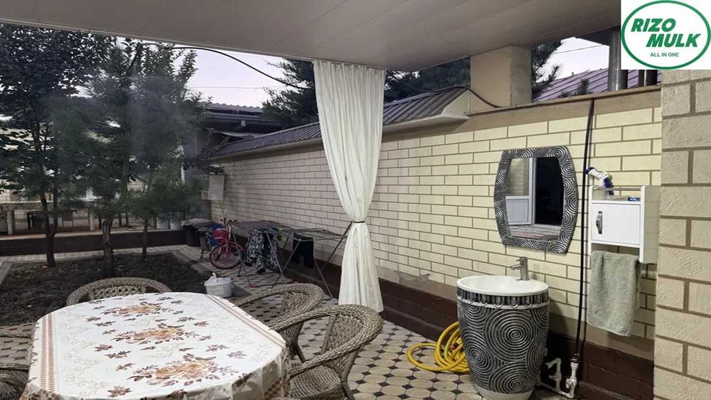 Олмазор тумани Северний Олмазорда файзли ховли сотилади. NR494/53