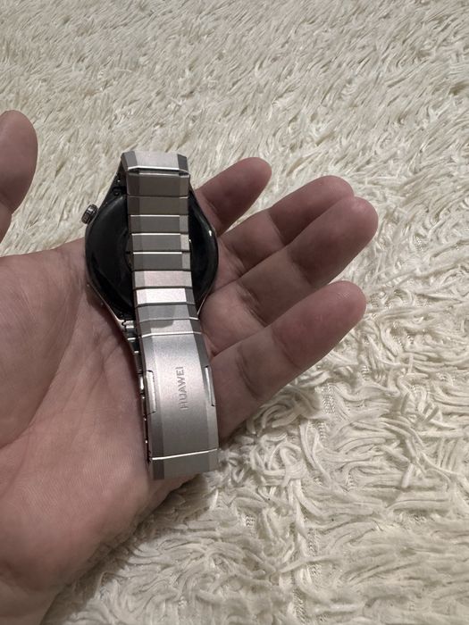 Huawei watch gt5 pro titan