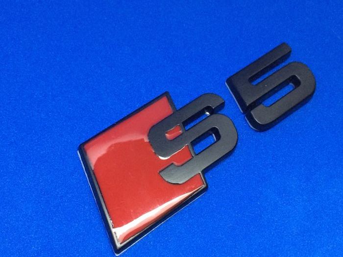 Emblema Audi S5 negru