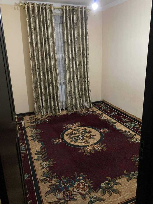 Yangiyo'l Massivda 3 xonalik uy sotiladi !!!