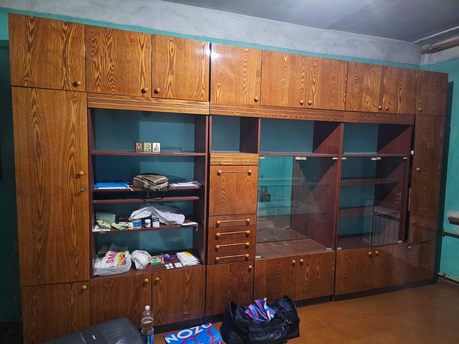 отдам стенку мебельную