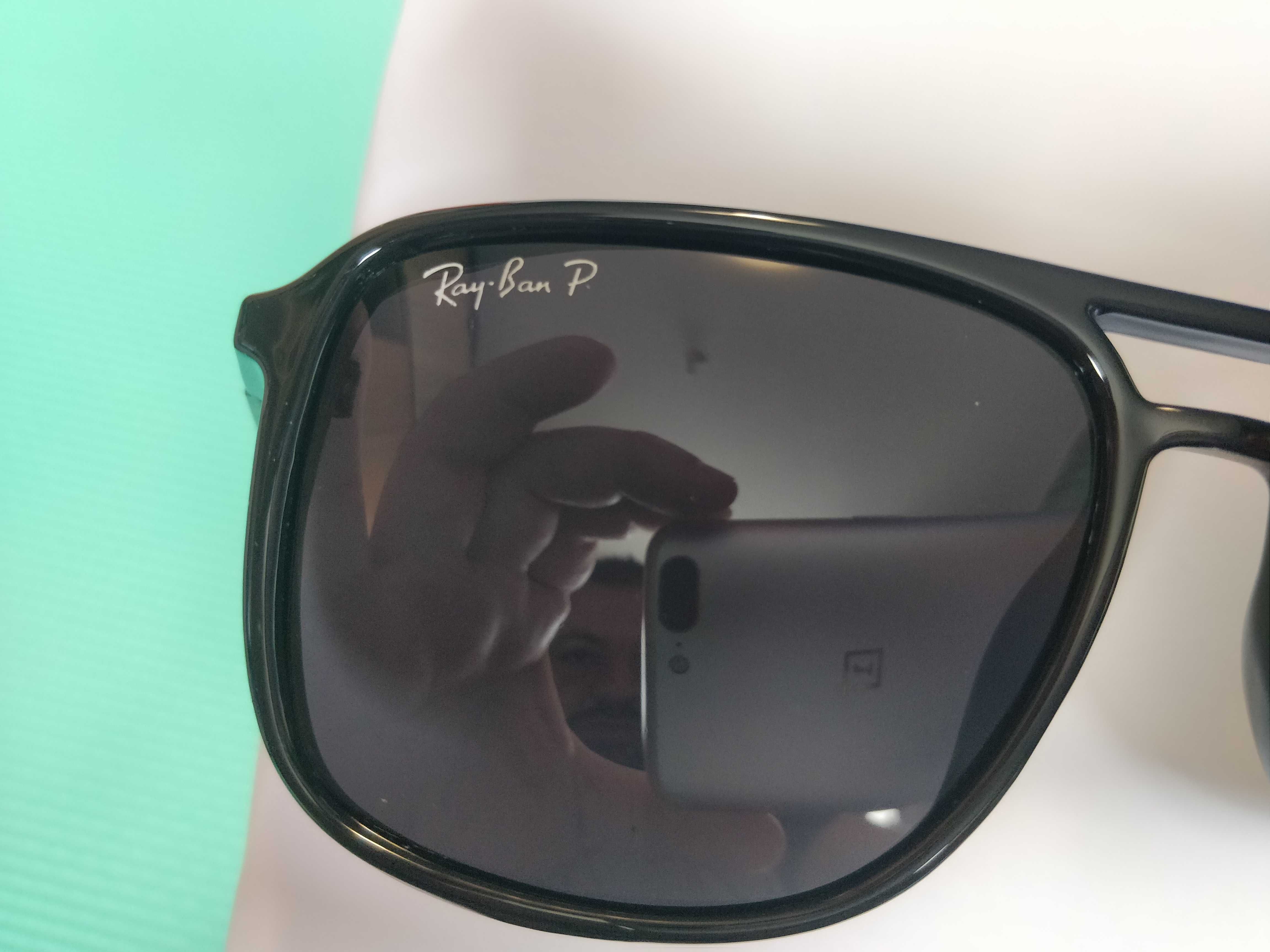 Ochelari de Soare Ray-Ban RB 2320 polarizati