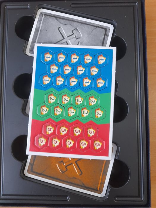 Продавам настолна игра „Саботьор“