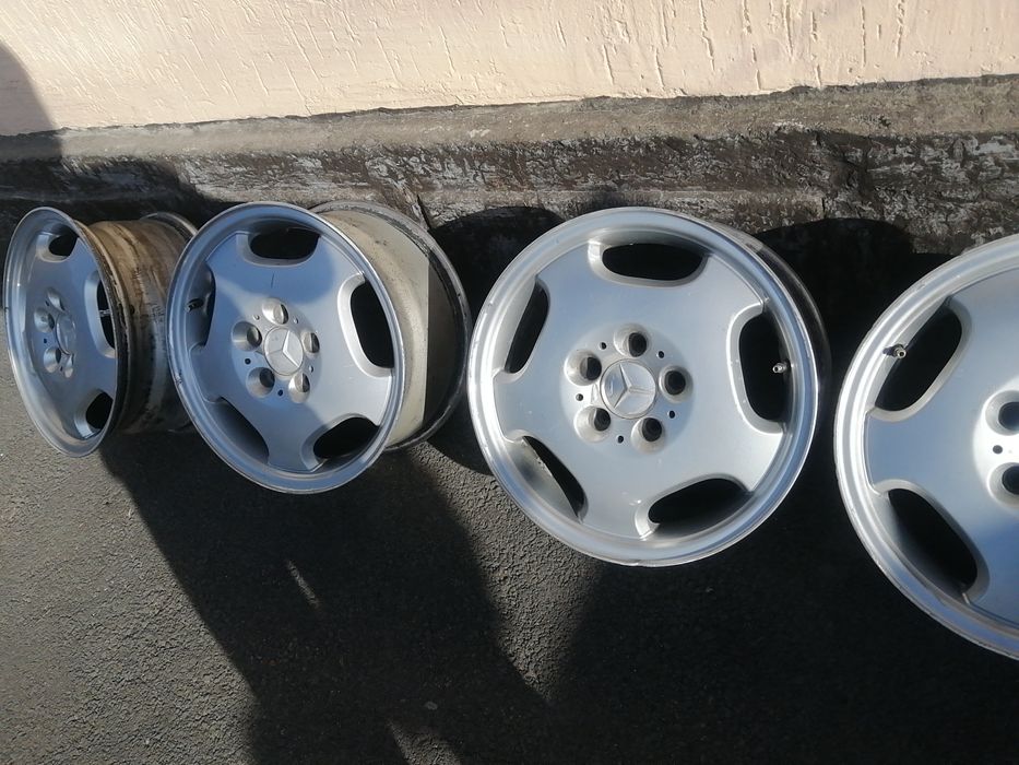 Продам диски на мерс R 16