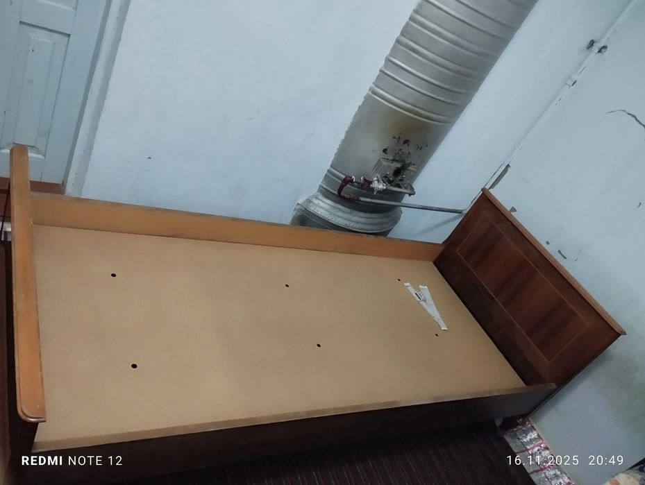 Срочно продается кровать .