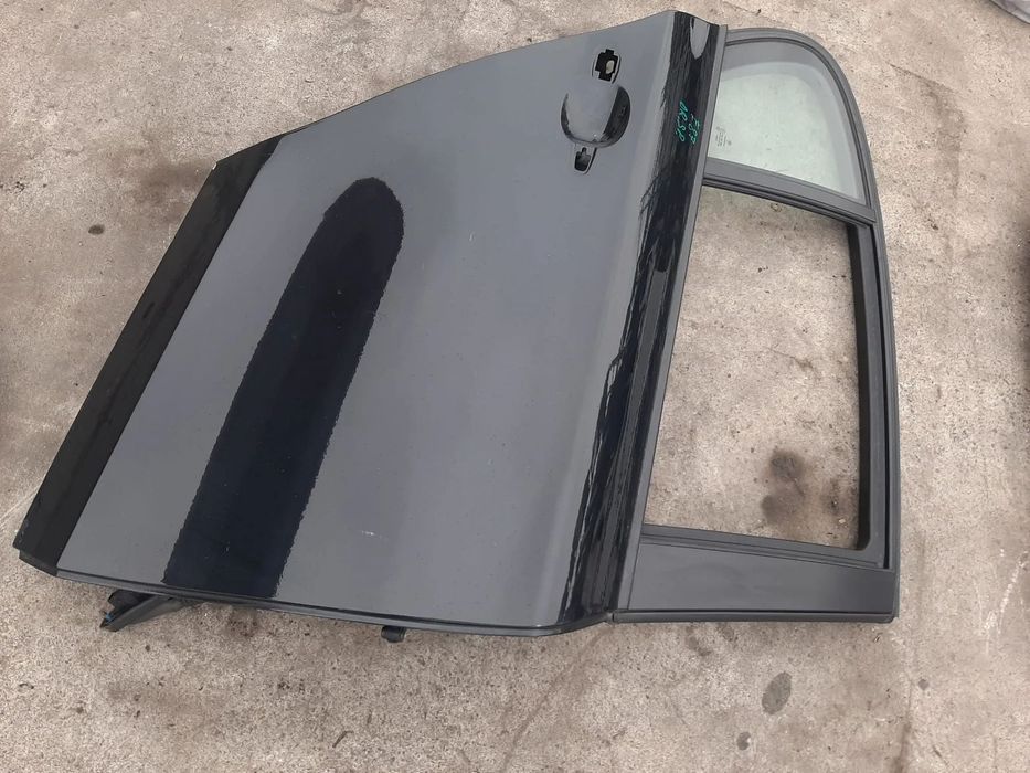 usa portiera dreapta spate bmw seria 1 e87