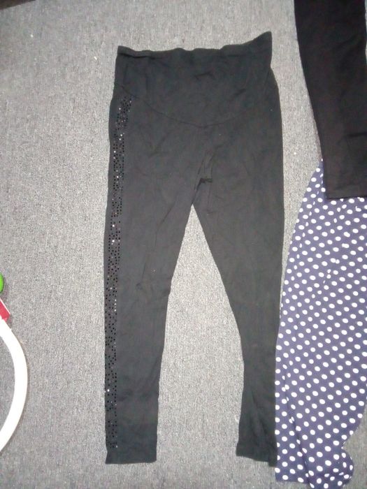 Pantaloni dama diferite modele