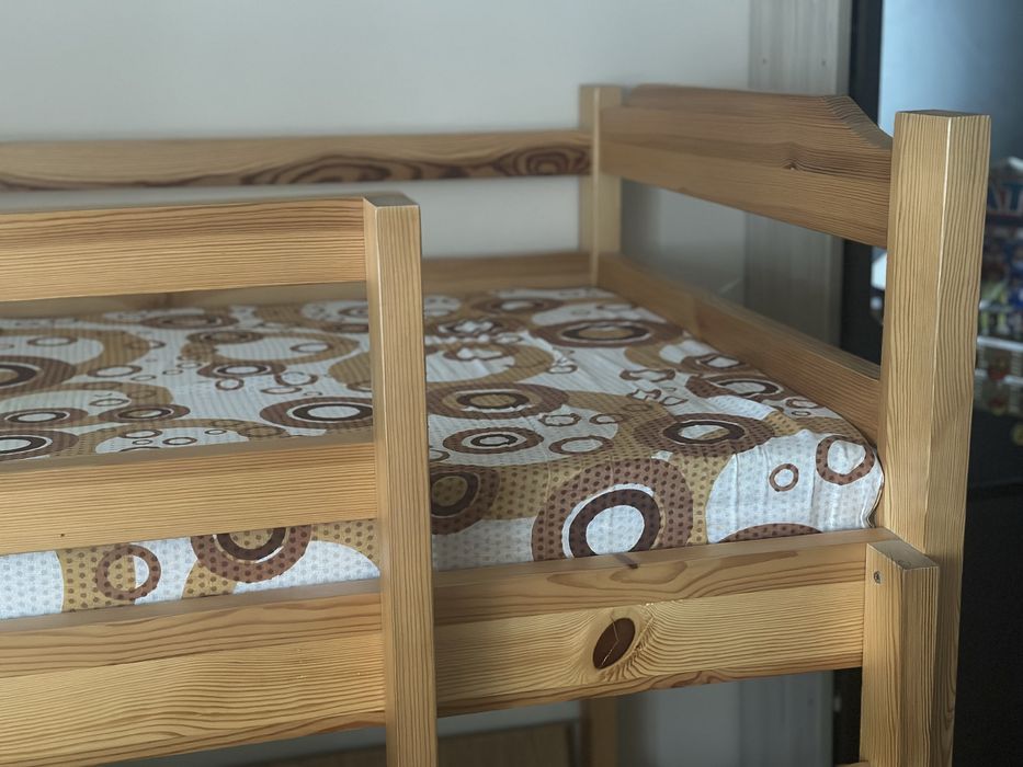 Масивно двуетажно легло