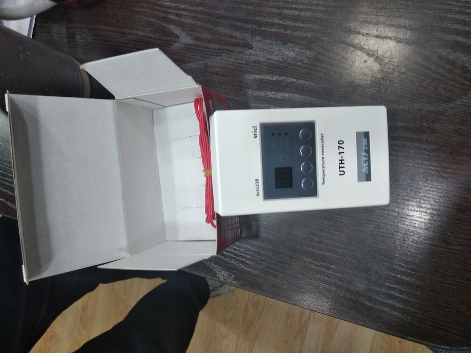 Tyopli pol dachik UTH-170