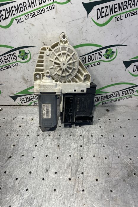 Motoras macara geam fata stanga 1K0 959 793 C 1K0 959 793 C 1K0 959 7
