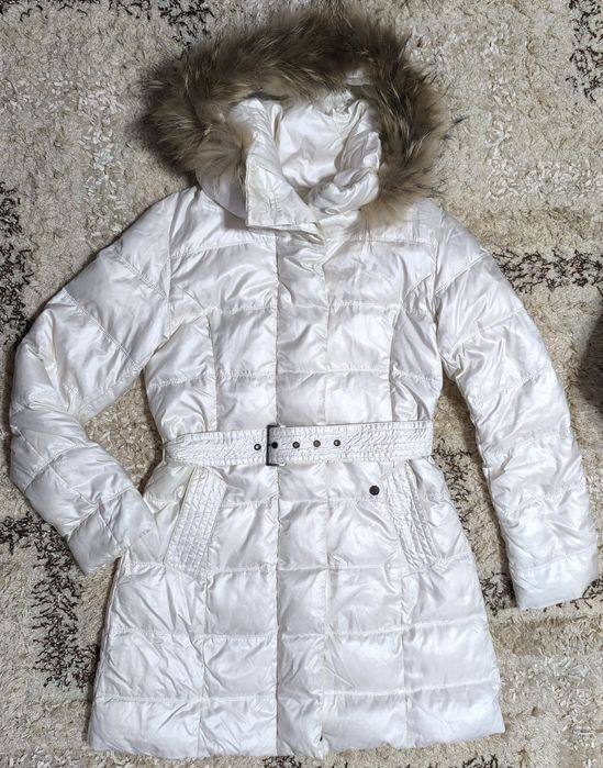 Дамско бяло яке с пълнеж от пух