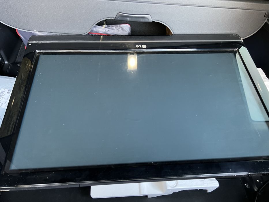 Продам два телевизора LG