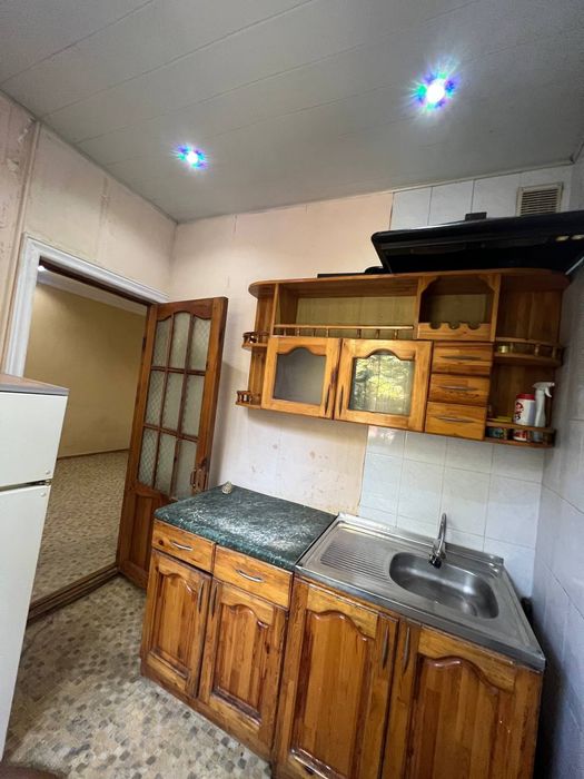 Срочно продается квартира Ялангоч 2/1/5