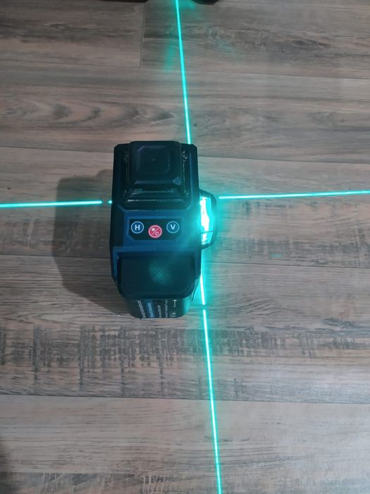 Продам Лазерный уровень
