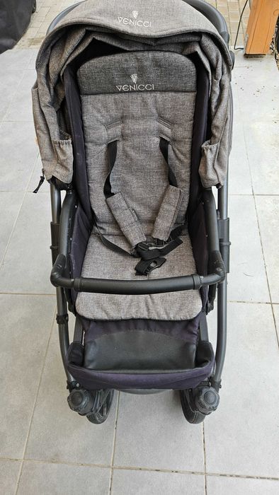 Vand carucior Venicci 3 in 1