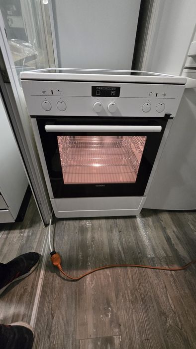 Печка Siemens 60см