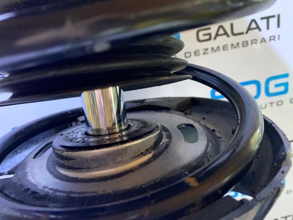 Amortizor Telescop Complet cu Arc si Flansa Stanga Fata Mercedes W203 C200 C220 2.0 2.2 2000 - 2007 Cod A2033201930